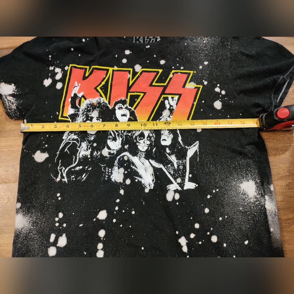 2017 KISS Mens MEDIUM Short Sleeve Black and White Shirt Acid Wash Tie Dye Retro - Picture 3 of 5